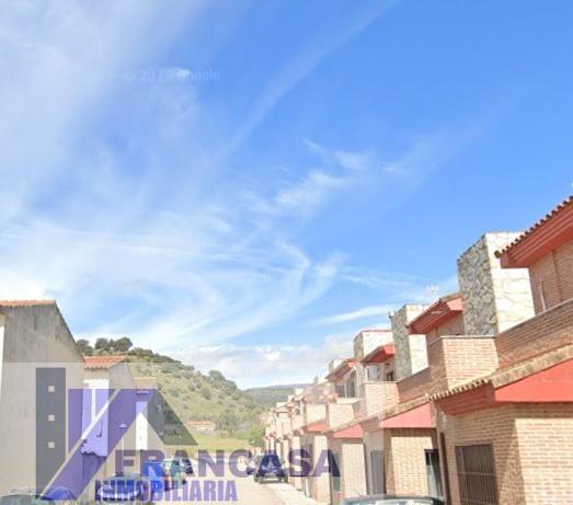 Venta de casa en San Román de los Montes
