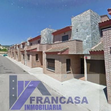 Venta de casa en San Román de los Montes