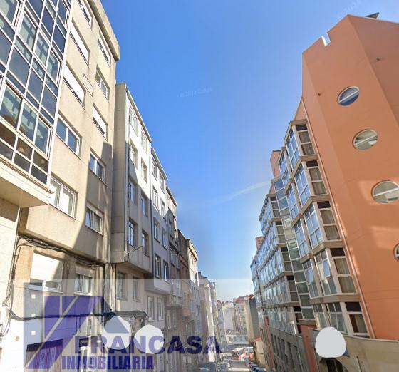 For sale of flat in A Coruña