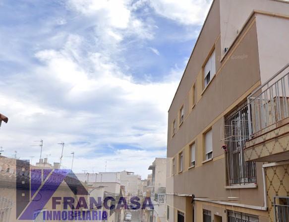 For sale of flat in Águilas