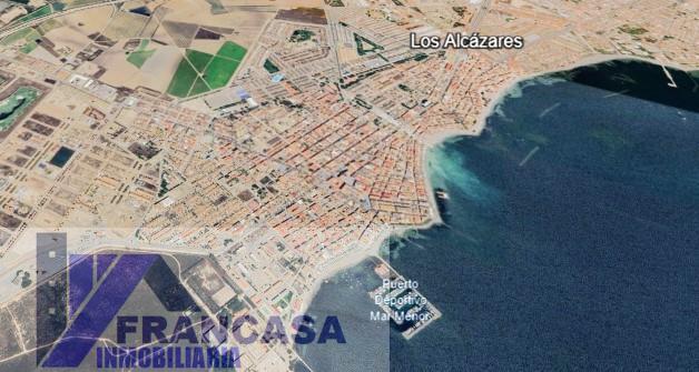 For sale of flat in Los Alcázares