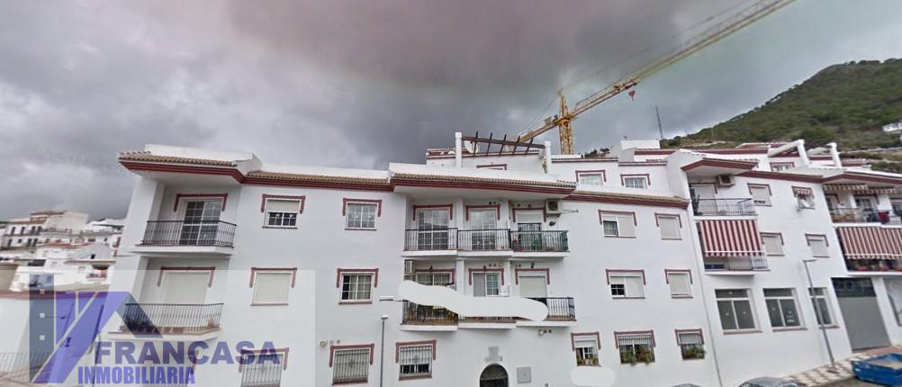Venta de piso en Cómpeta