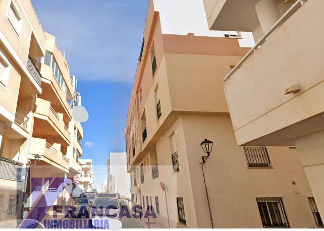 For sale of flat in Garrucha