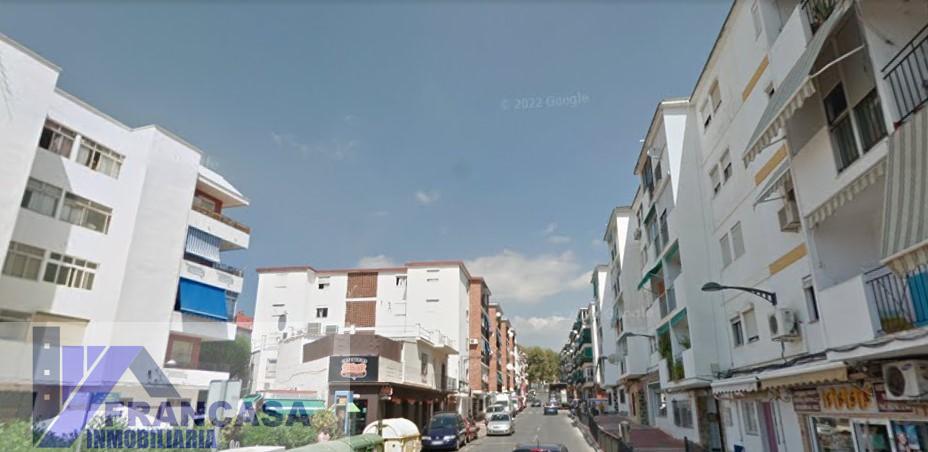 For sale of flat in San Pedro de Alcántara