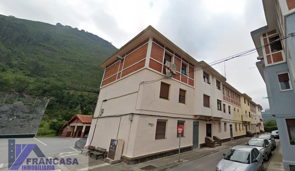 For sale of flat in Alonsotegi