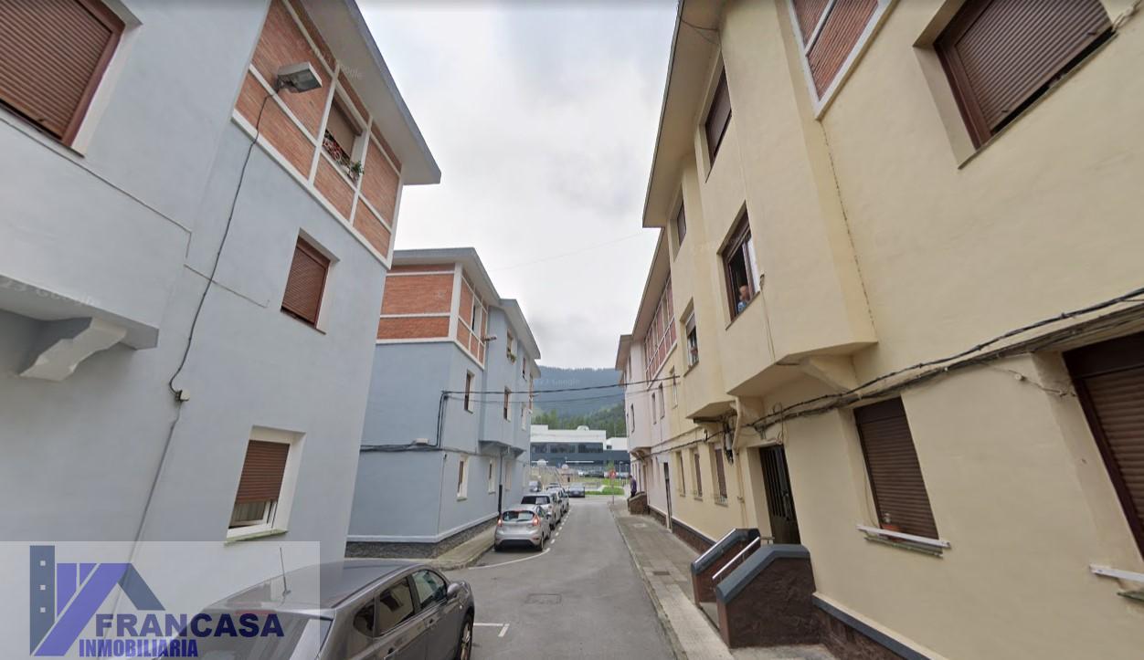 For sale of flat in Alonsotegi