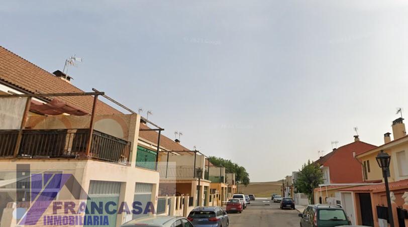 For sale of house in Yuncler