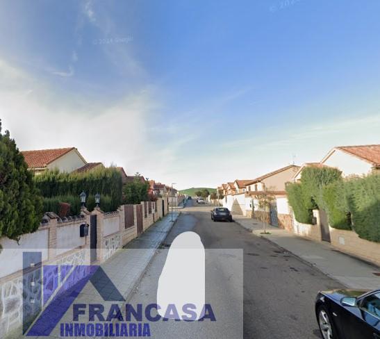 Venta de casa en Burguillos de Toledo