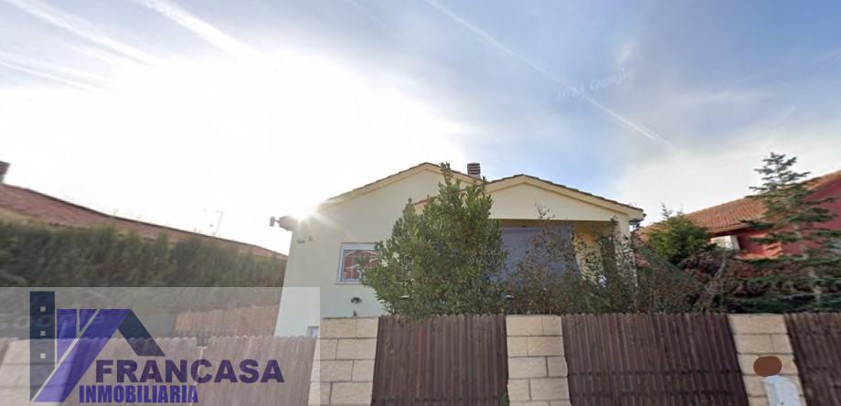 Venta de casa en Burguillos de Toledo