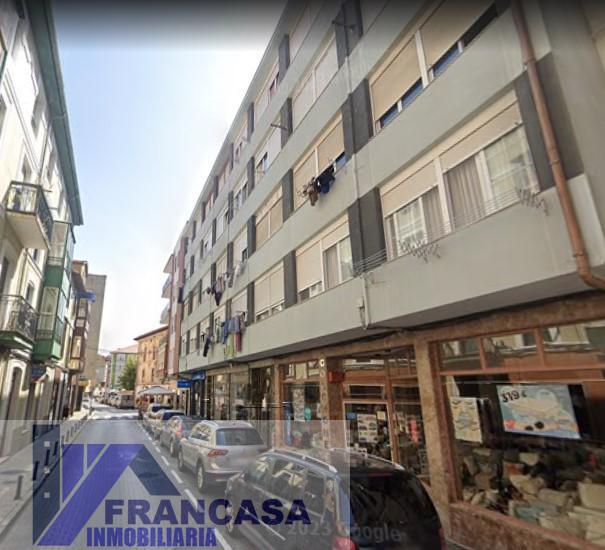 For sale of flat in Santoña