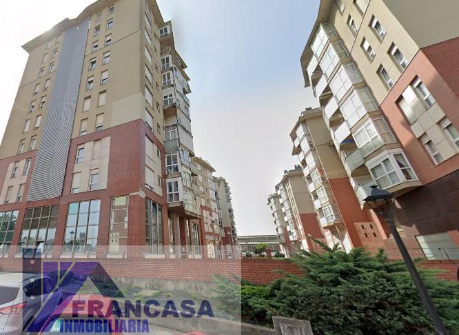 For sale of flat in Maliaño