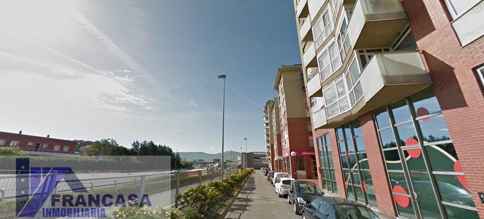 For sale of flat in Maliaño
