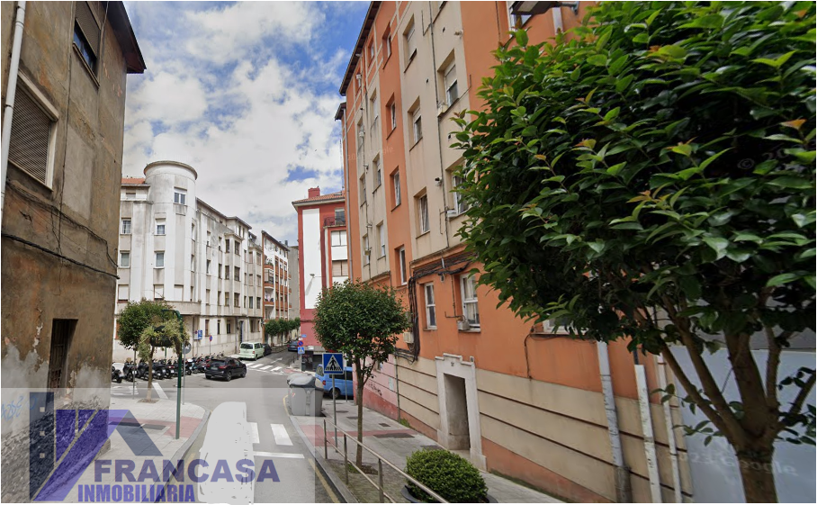 For sale of flat in Santander