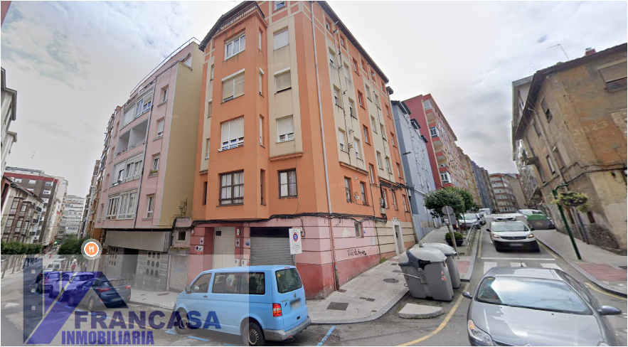 For sale of flat in Santander