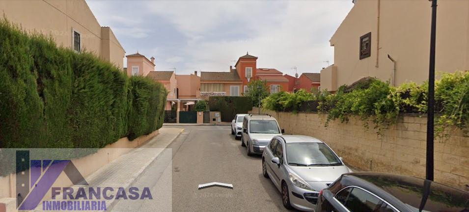 For sale of house in Gines