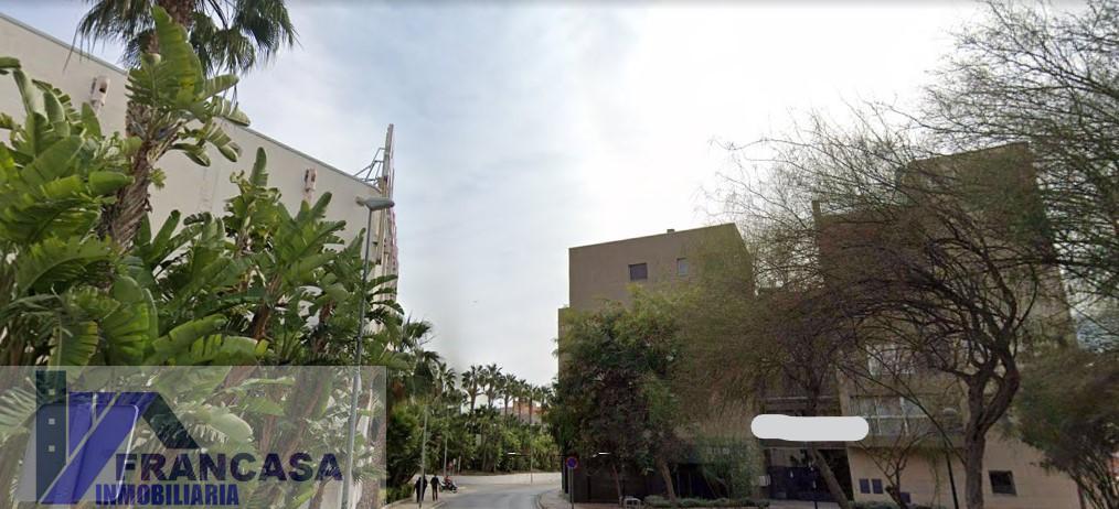 For sale of commercial in Almería