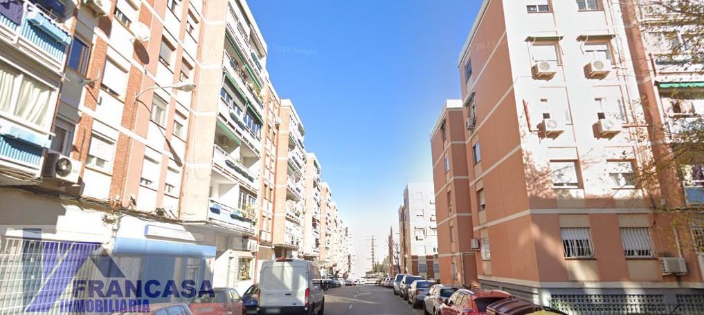 For sale of commercial in Madrid
