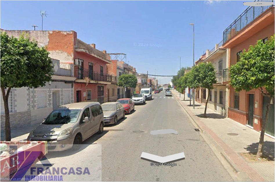 For sale of house in Dos Hermanas