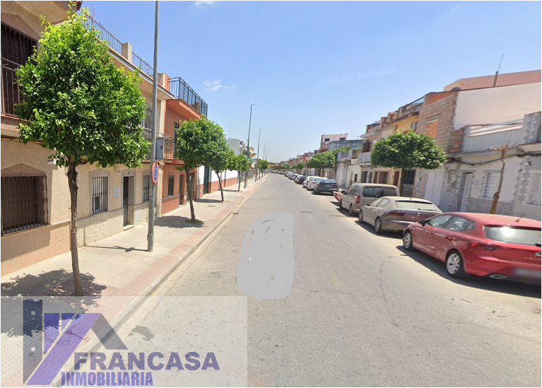 For sale of house in Dos Hermanas