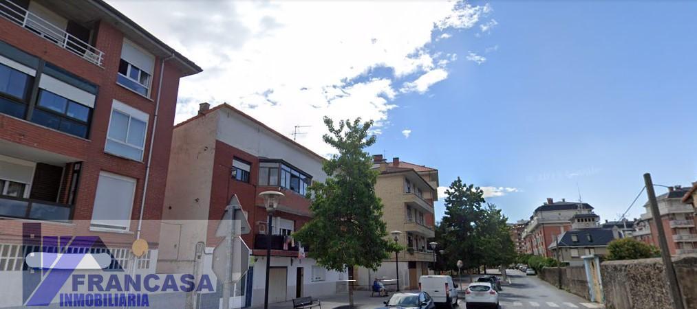For sale of flat in Colindres