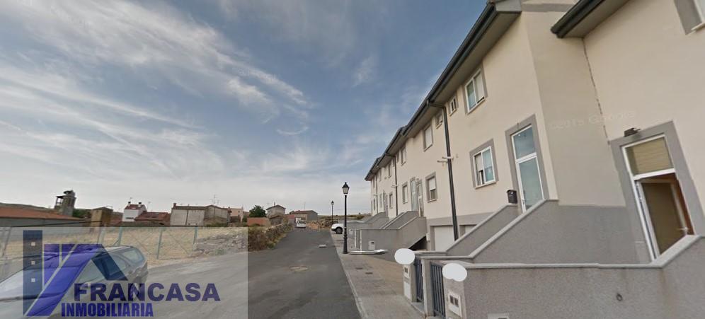 For sale of house in Tornadizos de Ávila