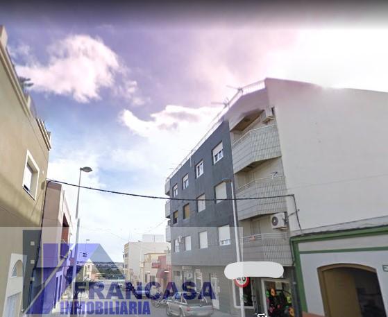 For sale of flat in Benahadux