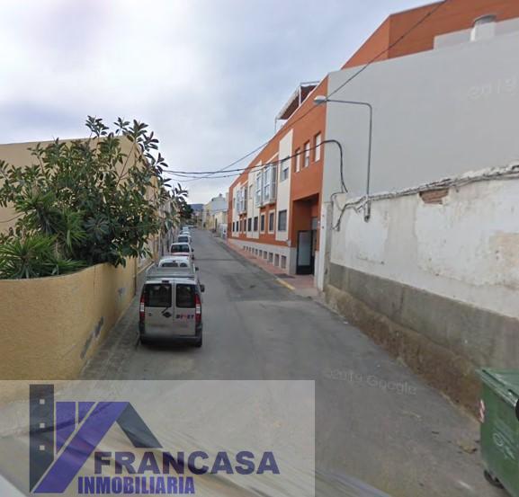 For sale of flat in Benahadux