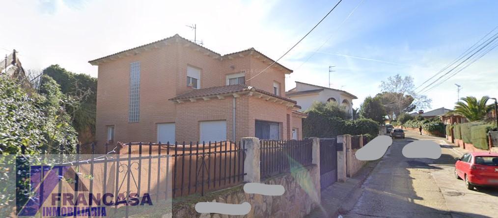 Venta de chalet en Méntrida
