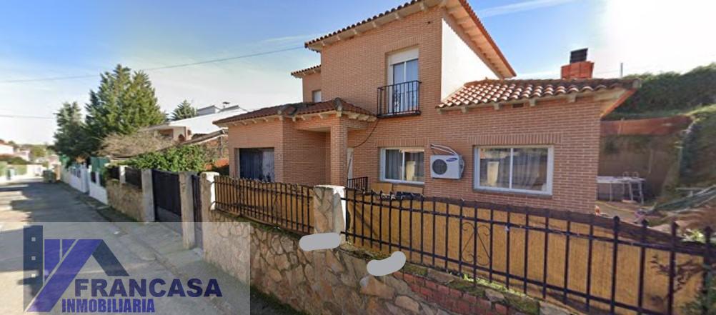 Venta de chalet en Méntrida