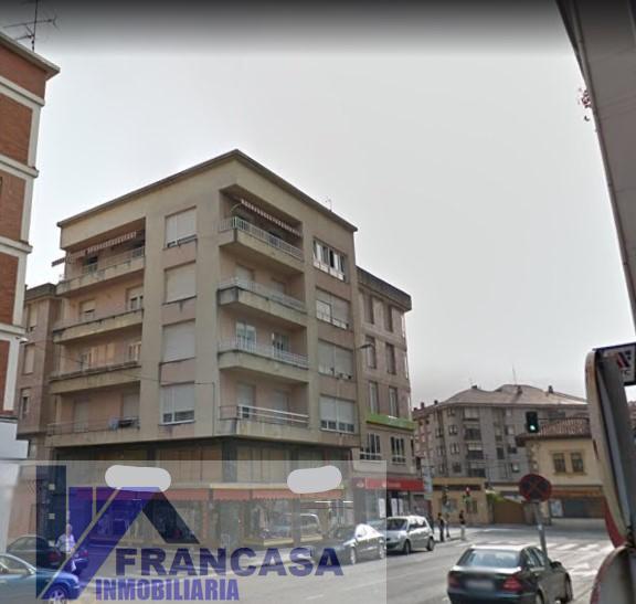 Venta de piso en Los Corrales de Buelna
