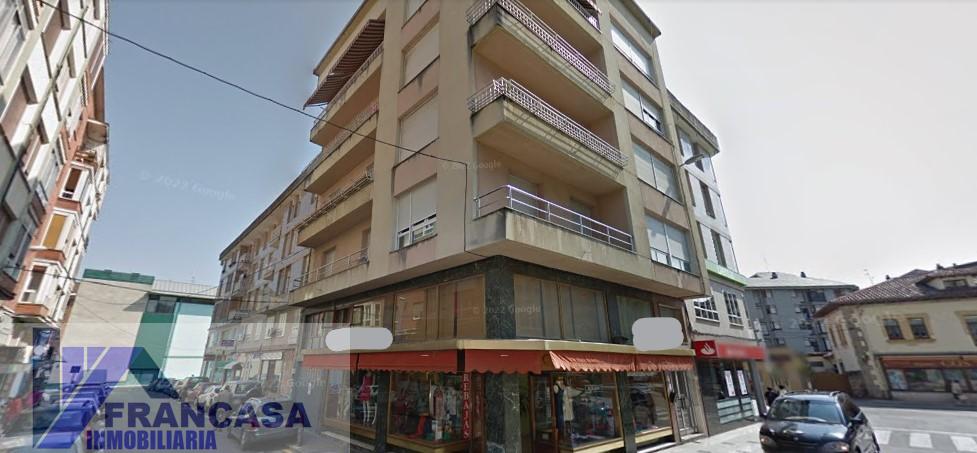 Venta de piso en Los Corrales de Buelna