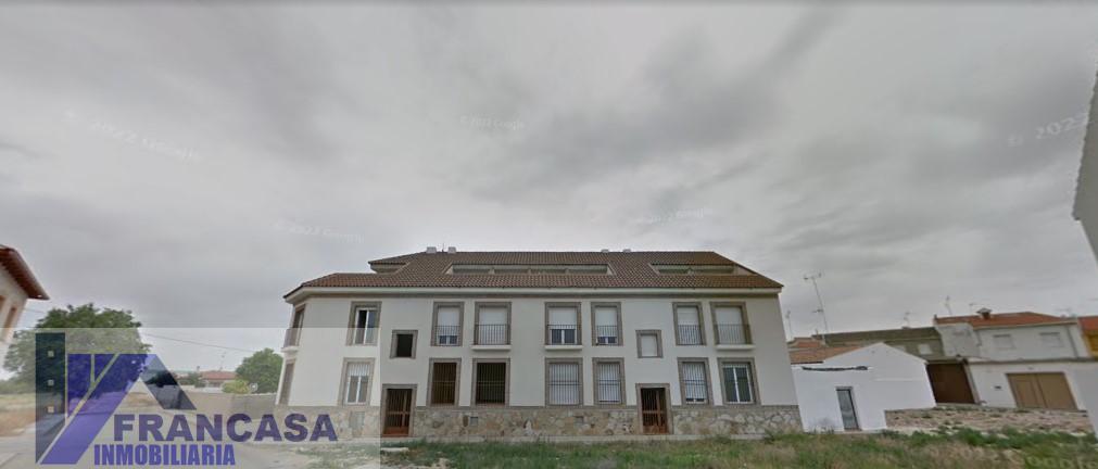 For sale of flat in Tembleque
