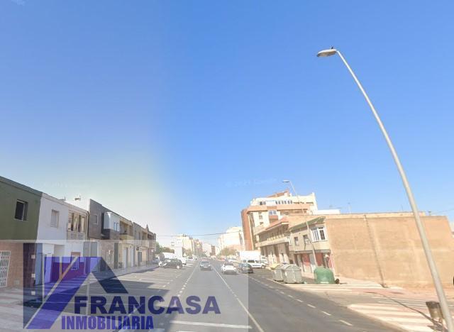 For sale of house in Roquetas de Mar