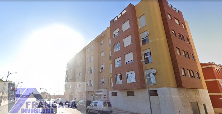 For sale of flat in Roquetas de Mar