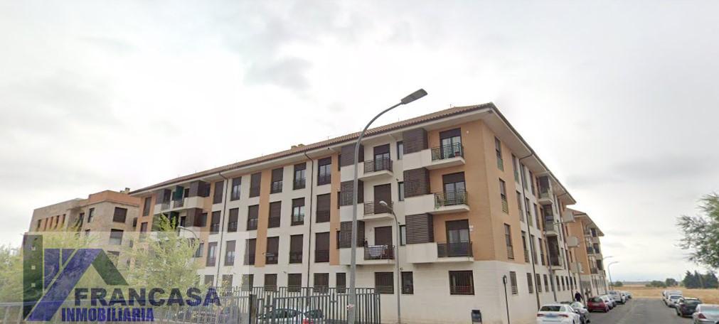 For sale of flat in Ocaña
