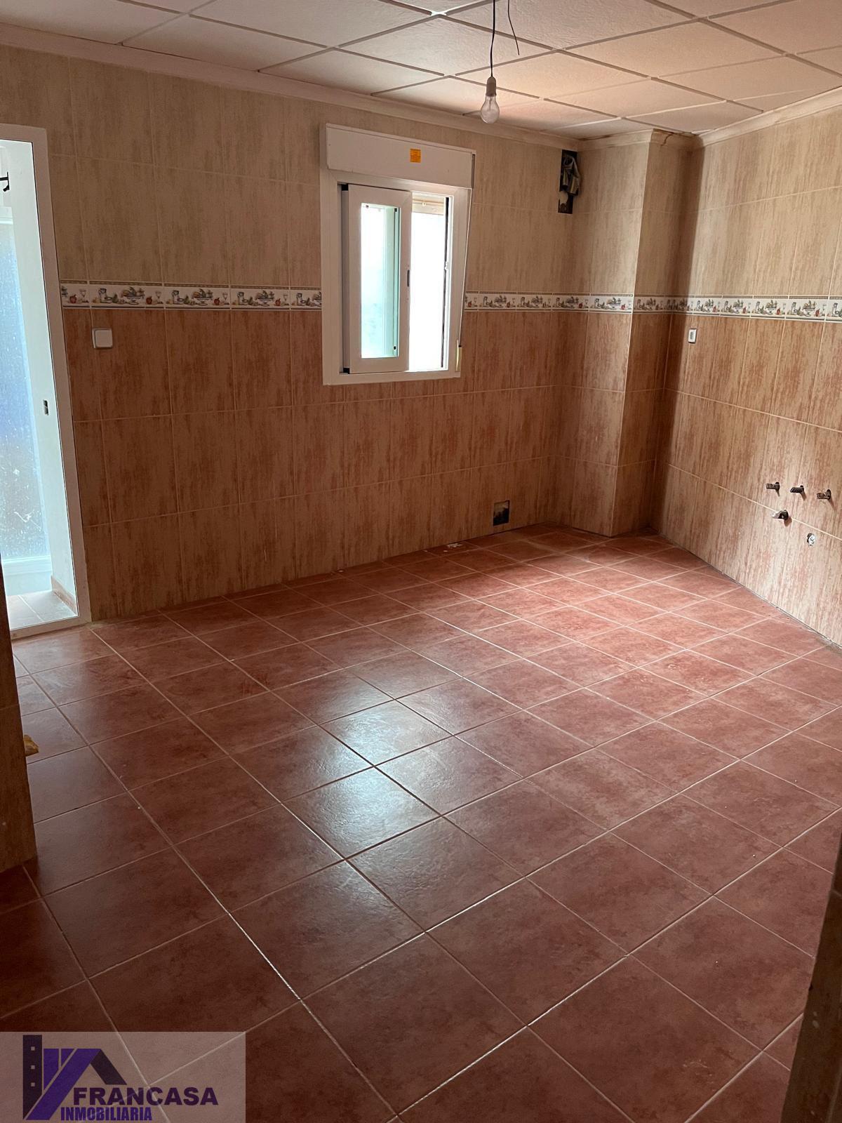 Venta de casa en Hellín