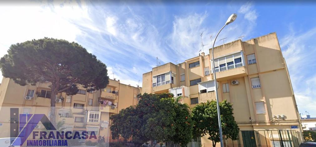 For sale of flat in Sanlúcar de Barrameda