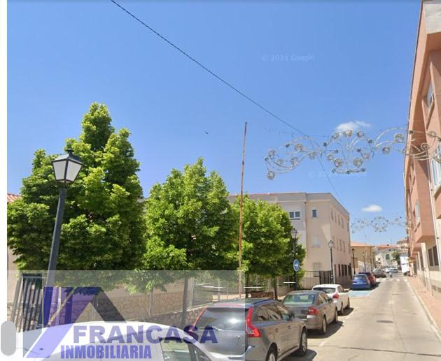 For sale of flat in Arcas del Villar
