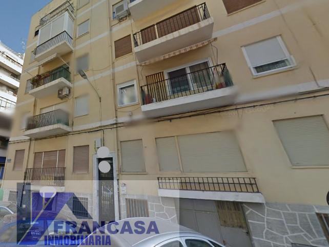 For sale of flat in Villena