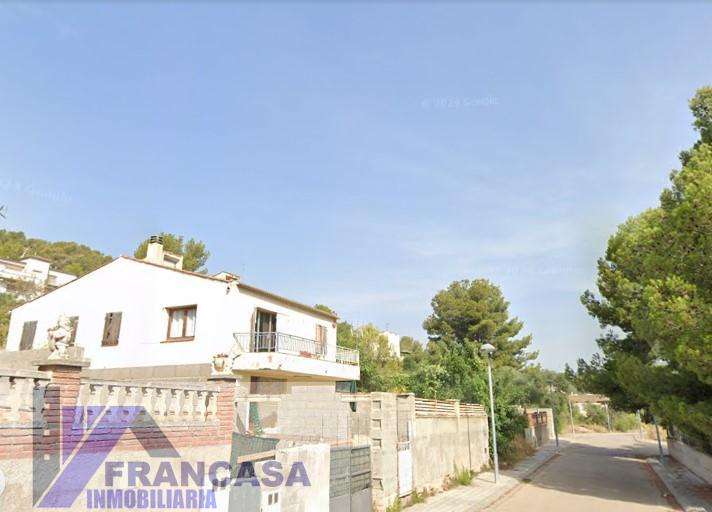 For sale of chalet in La Bisbal del Penedès