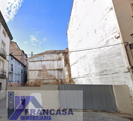 For sale of land in Calatayud