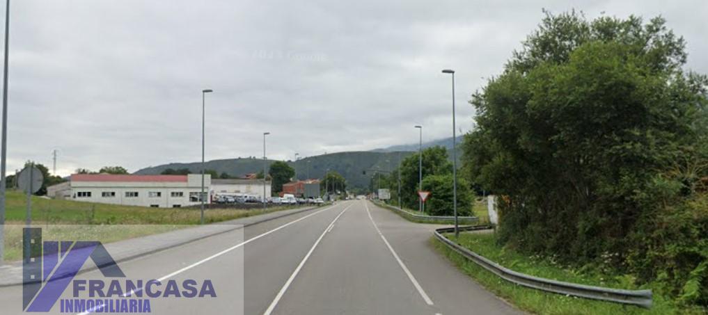 For sale of land in Llanes