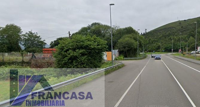 For sale of land in Llanes