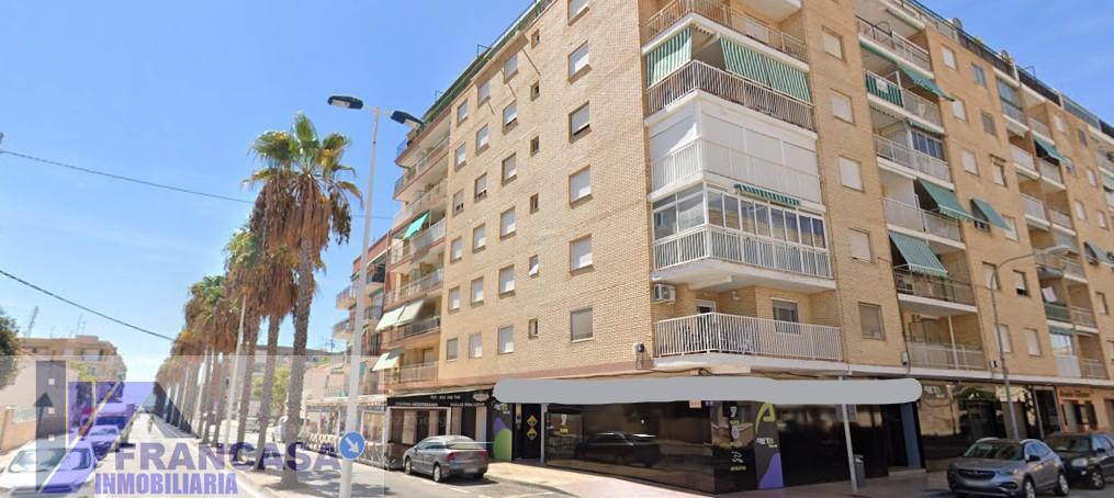 For sale of flat in Santa Pola