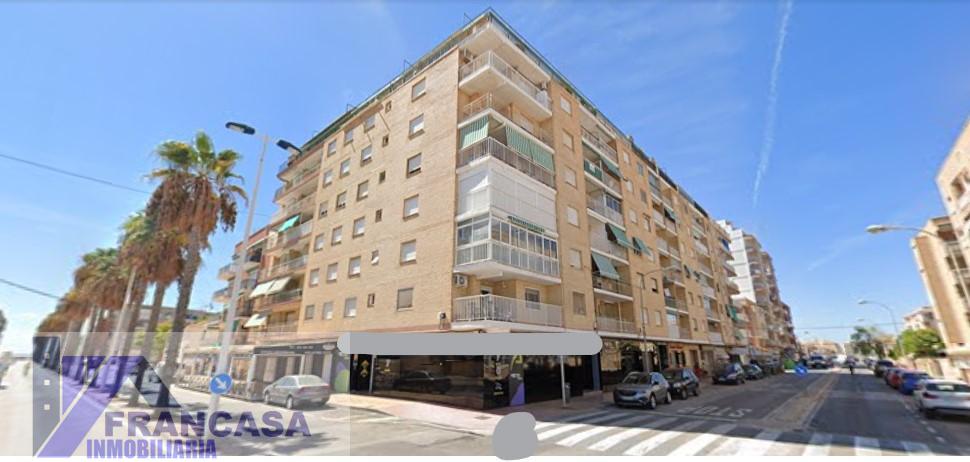For sale of flat in Santa Pola