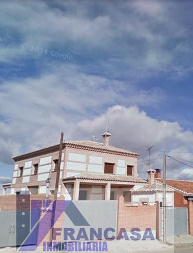 Venta de chalet en Camarenilla
