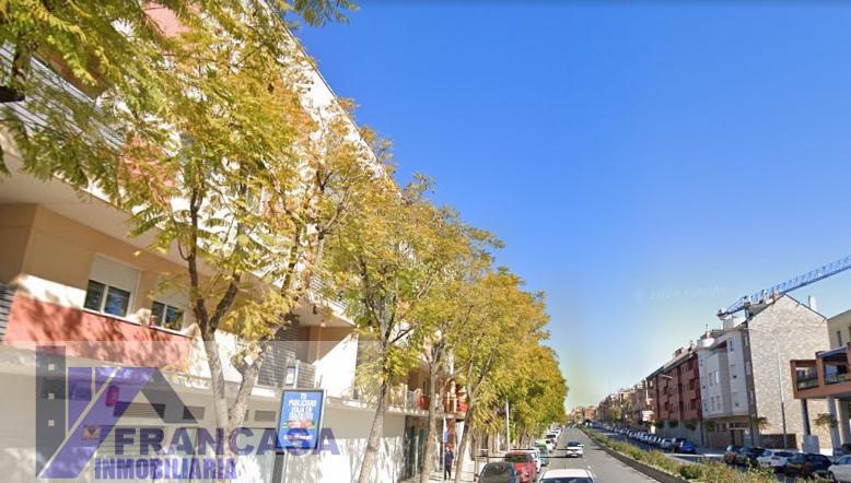 For sale of flat in Linares