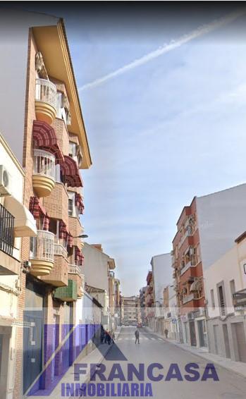 For sale of flat in Linares