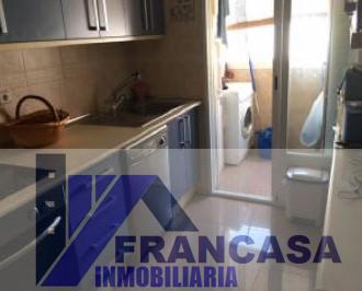 For sale of flat in Linares