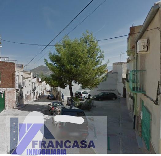 Venta de casa en Jódar